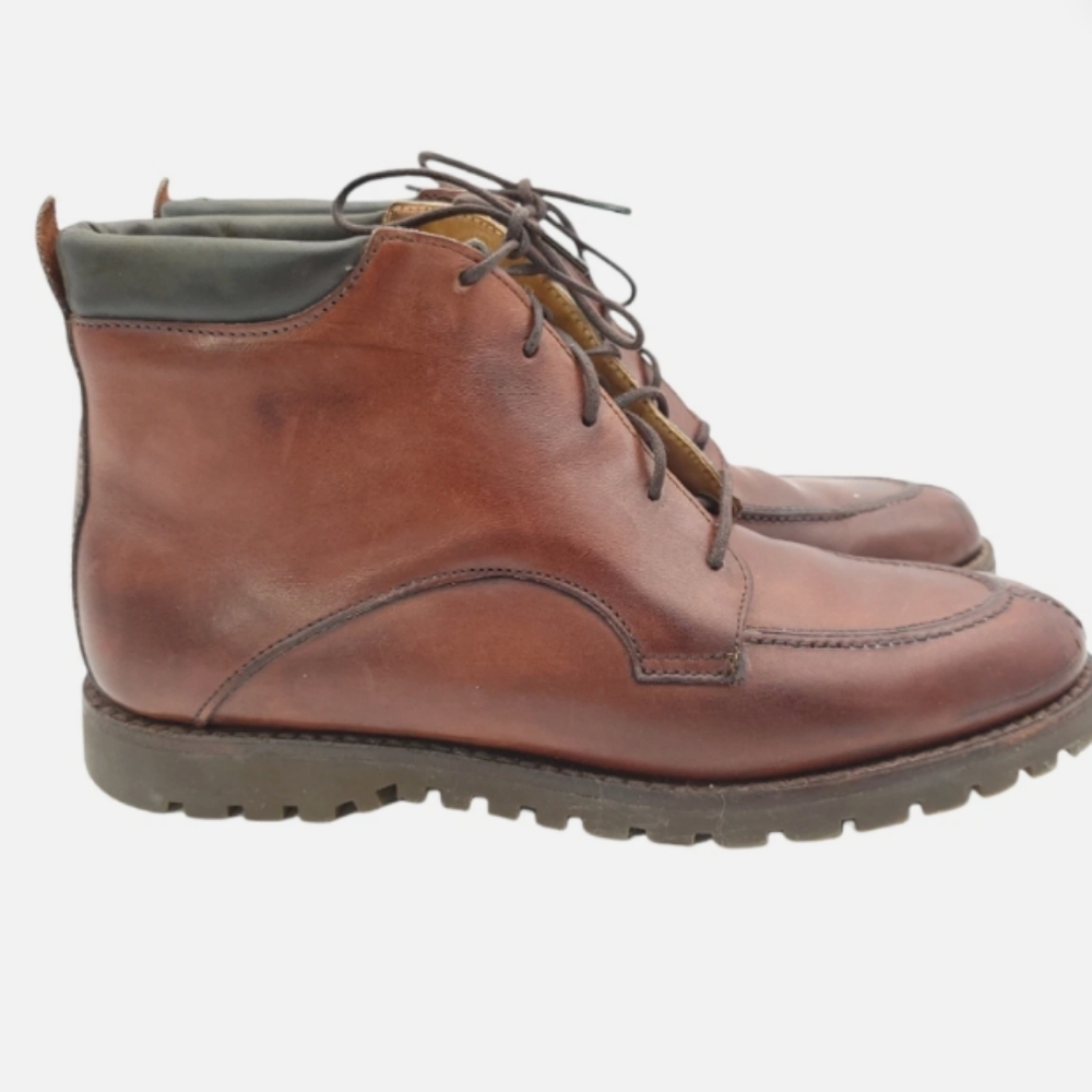 Cole Haan Country VTG Chukka Boot Vibram Sole 8.5 brown EUC